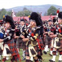 Schotse Bagpipe Band bij Braemar